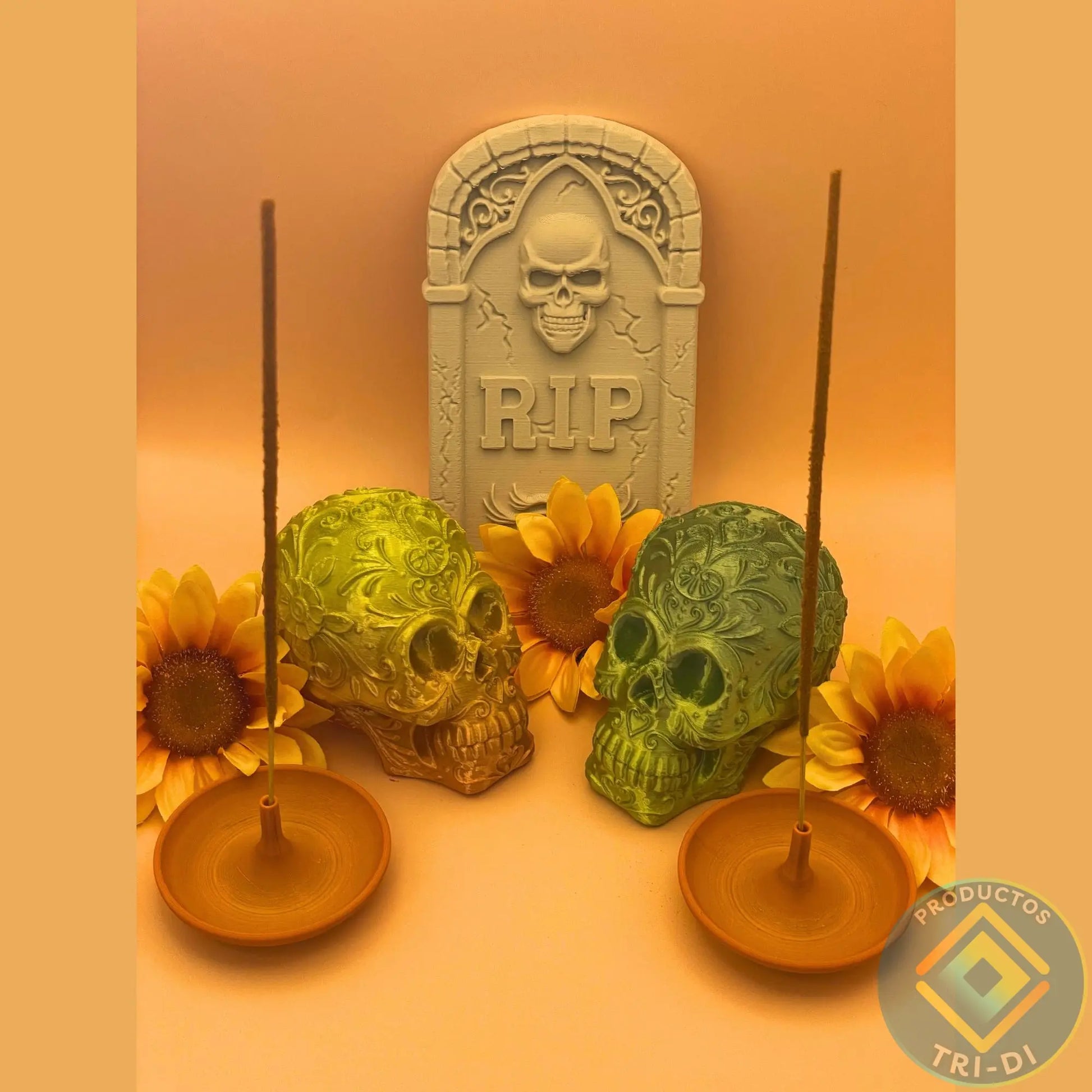 Pack Altar de Halloween - 1 Lápida, 2 Calaveras con diseño, 2 Porta Inciensos - Tri-Di Store